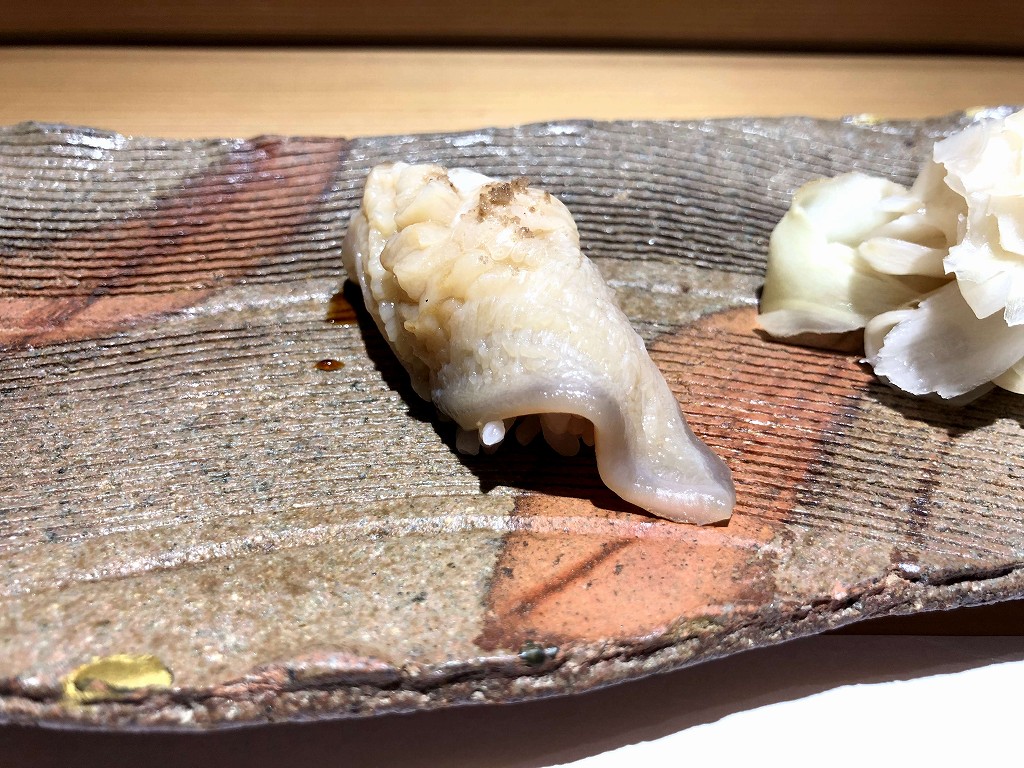「鮨 弁慶 海 古町店」のホッキ