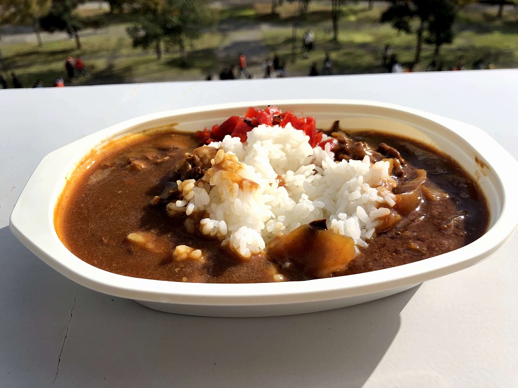 ホテルイタリア軒のカレーとハヤシライスのあいがけ