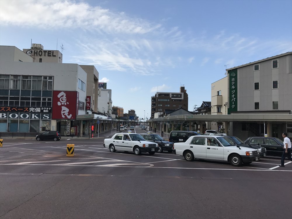 糸魚川駅前ロータリー