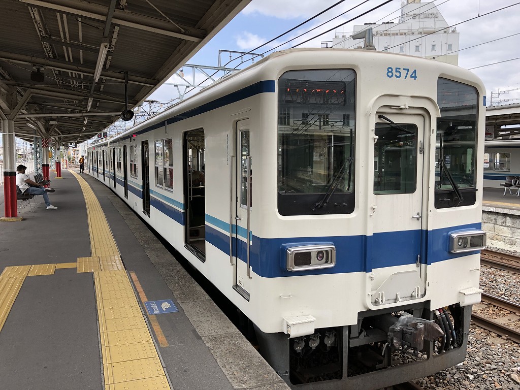 西小泉駅行きの小泉線