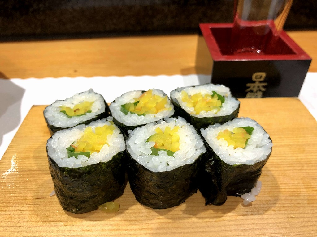 ひょうたん寿司 江坂本店の稚鮎のしんこ巻