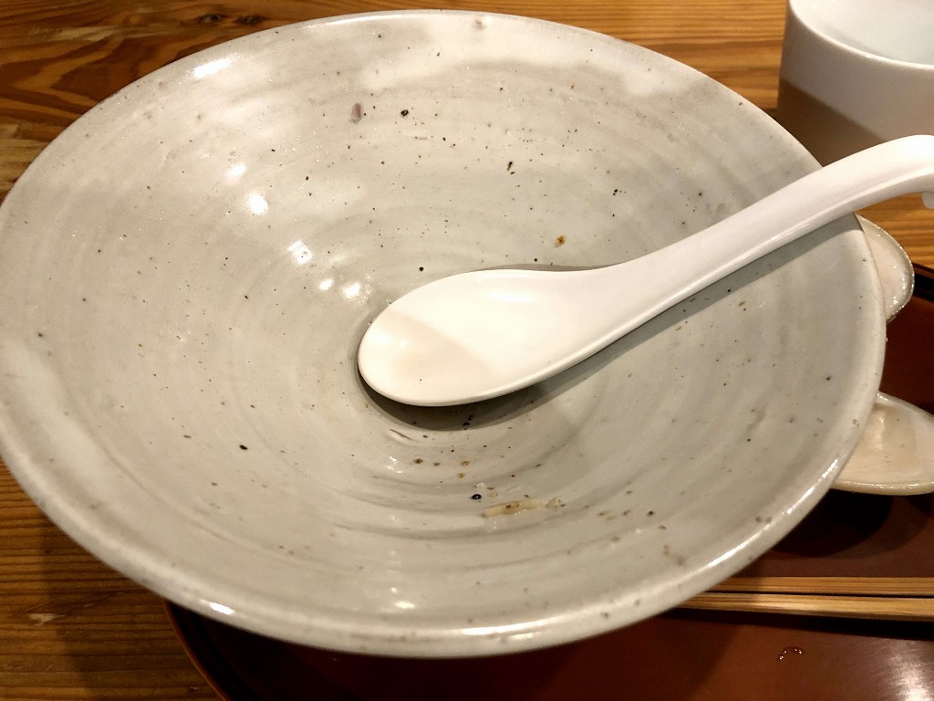 大塚の「みや穂」ではまぐり潮sobaを完飲