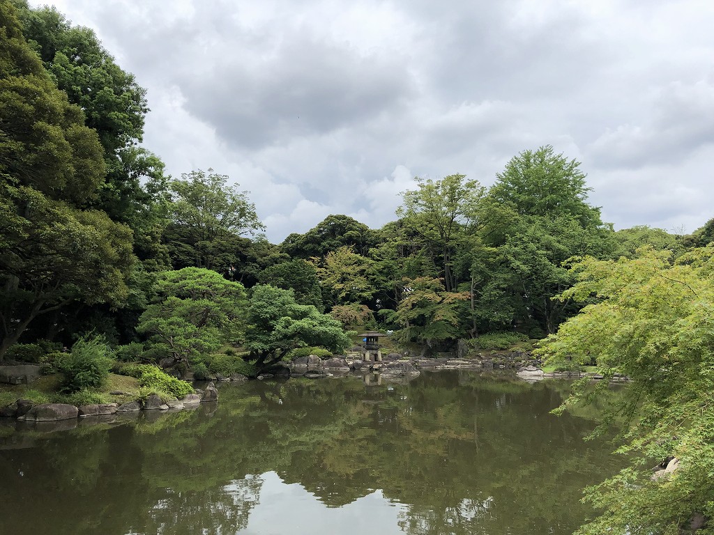 旧古河庭園の日本庭園1