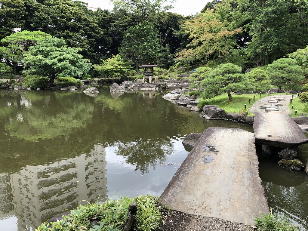 旧古河庭園の日本庭園3