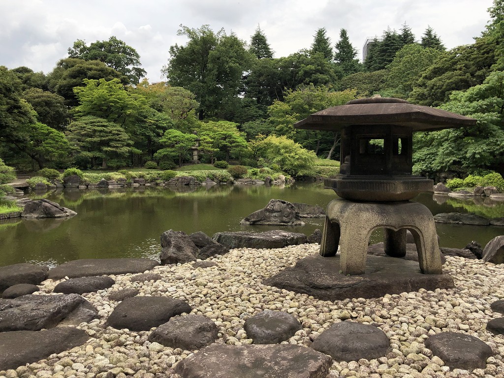 旧古河庭園の日本庭園4