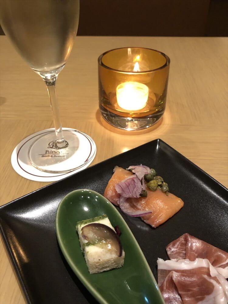 ザ・プリンス さくらタワー東京のエグゼクティブラウンジの晩飯2