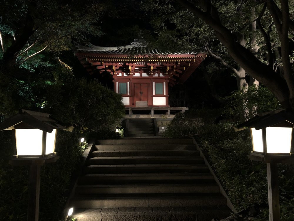 ザ・プリンス さくらタワー東京の夜の庭園2