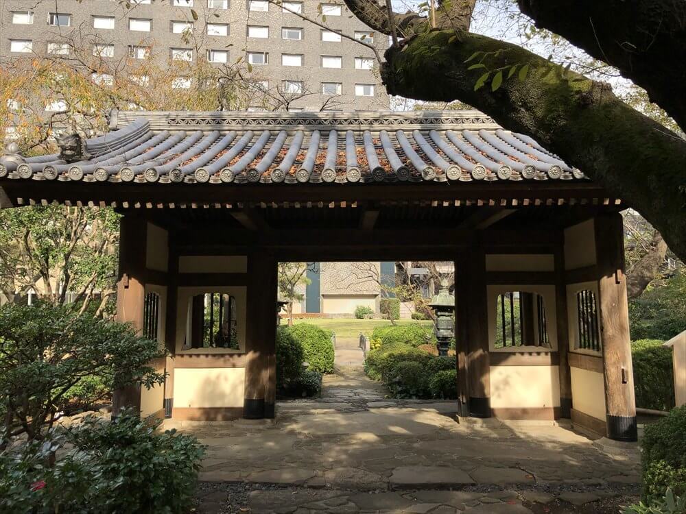 ザ・プリンス さくらタワー東京の昼の庭園2