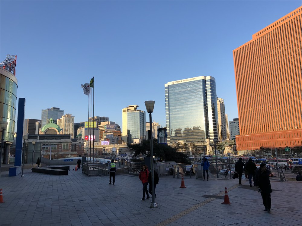 ソウル駅前の風景
