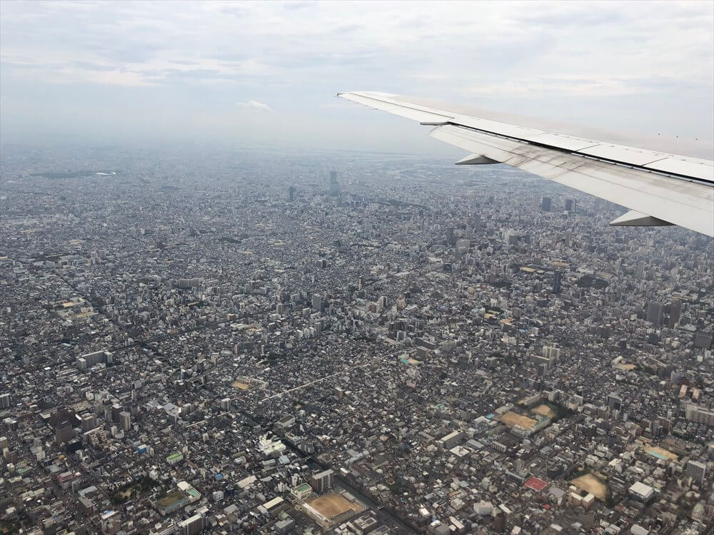JAL115便から見たあべのハルカス1