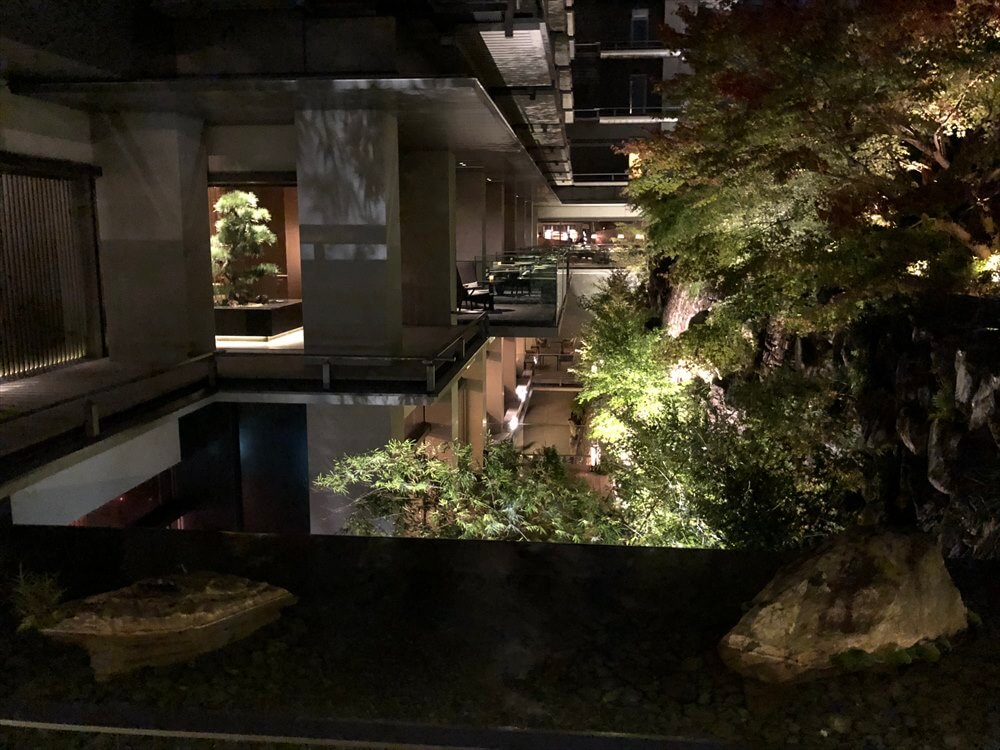 日本旅館の雰囲気のリッツカールトン京都1