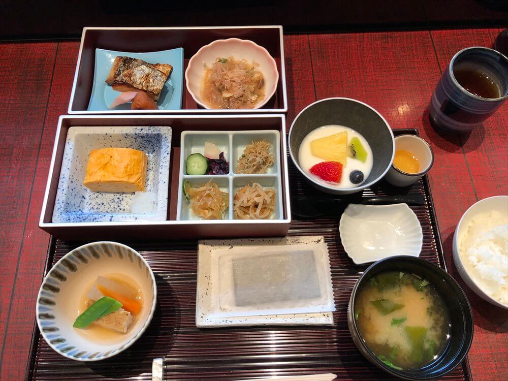 リッツカールトン京都の「水暉」の和朝食3