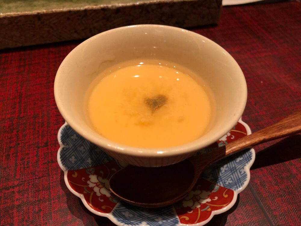リッツカールトン京都の「水暉」の内子入の茶碗蒸し