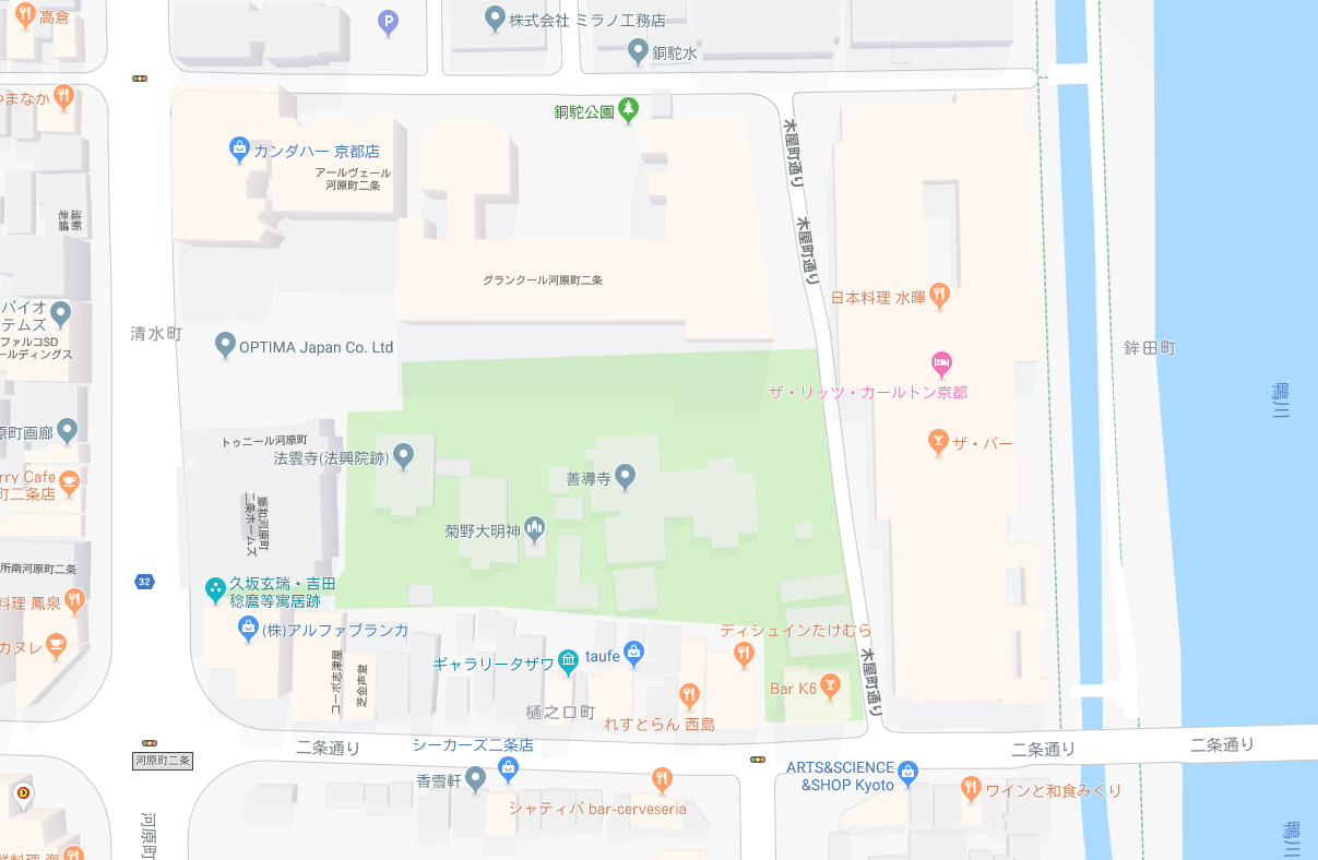 リッツカールトン京都の西側に広がる寺域