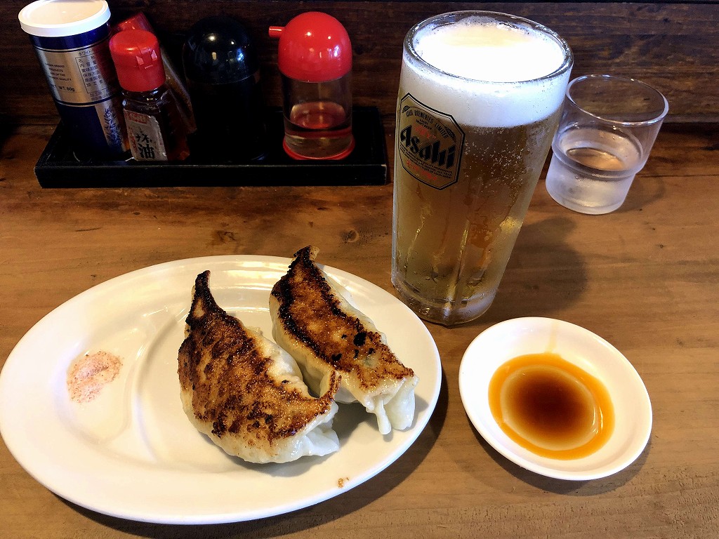 佐野屋のジャンボ餃子