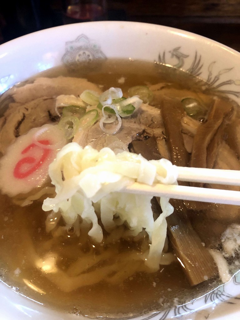 佐野屋のチャーシュー麺2