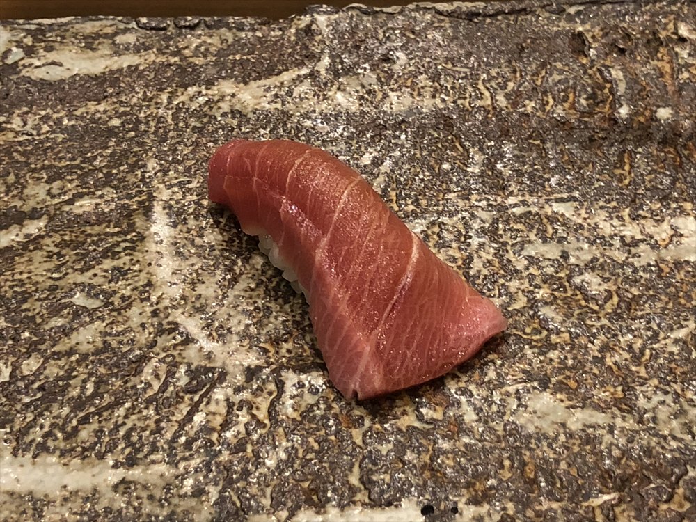 札幌の鮨 西光のマグロ