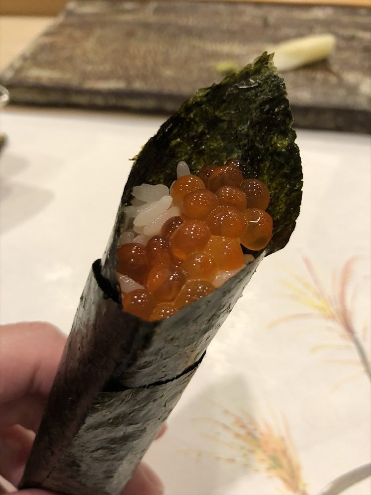 札幌の鮨 西光のいくら細巻き
