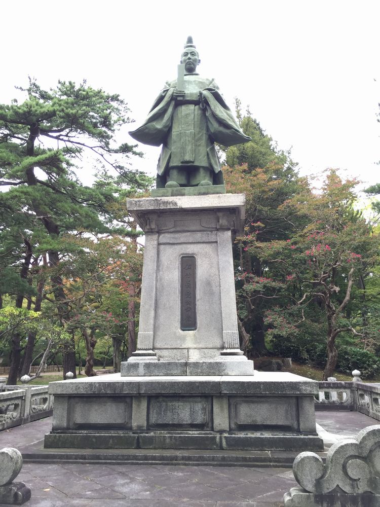 佐竹義堯銅像