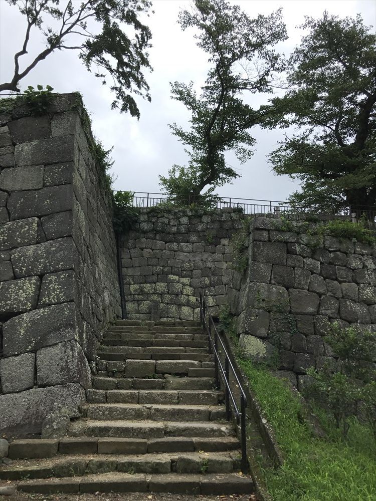 白河小峰城の石垣3