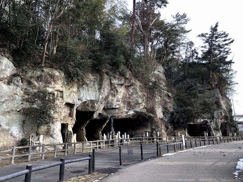 松島の瑞巌寺の洞窟遺跡1