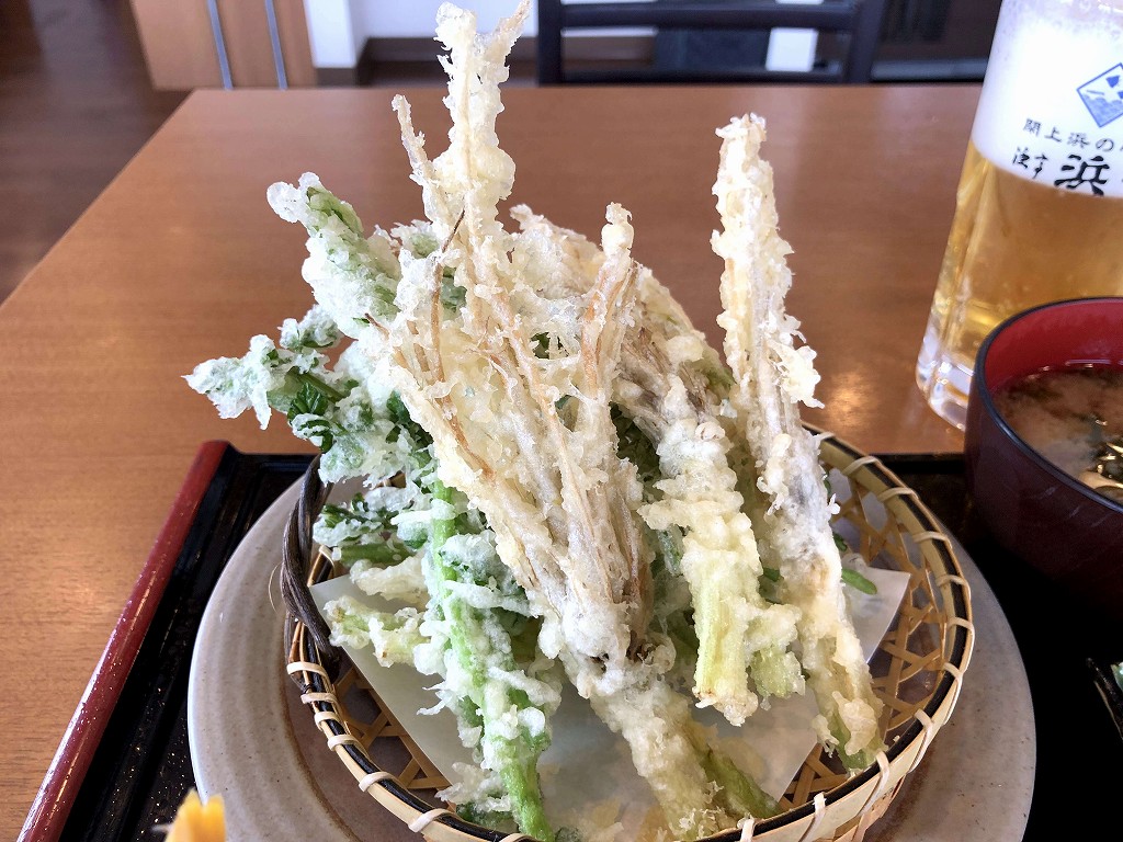 浜や食堂 かわまちてらす閖上店のせりの天ぷら