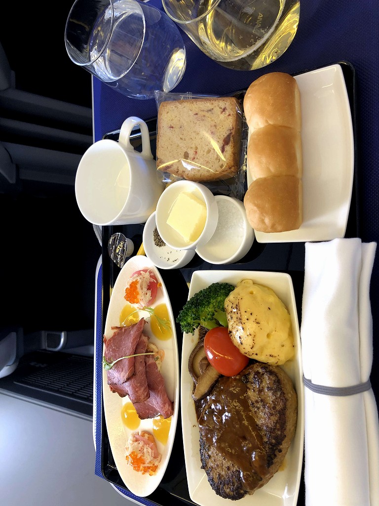 ANA861便ビジネスクラスの機内食