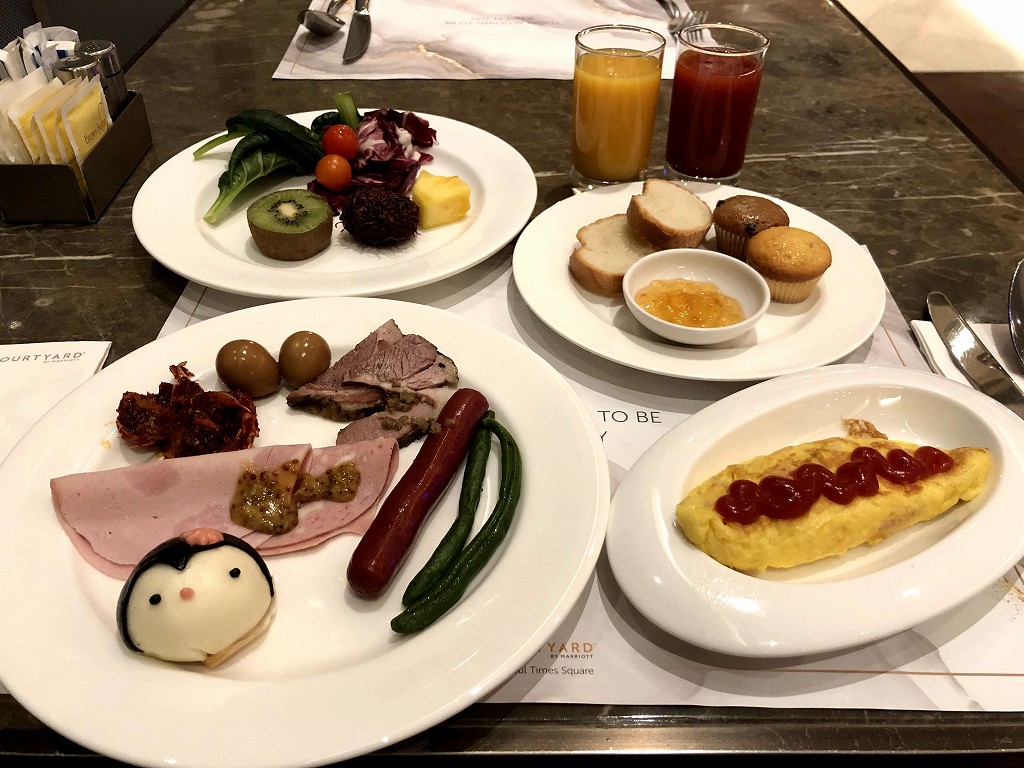 コートヤード・ソウル・タイムズ・スクエアの朝食ブッフェ3