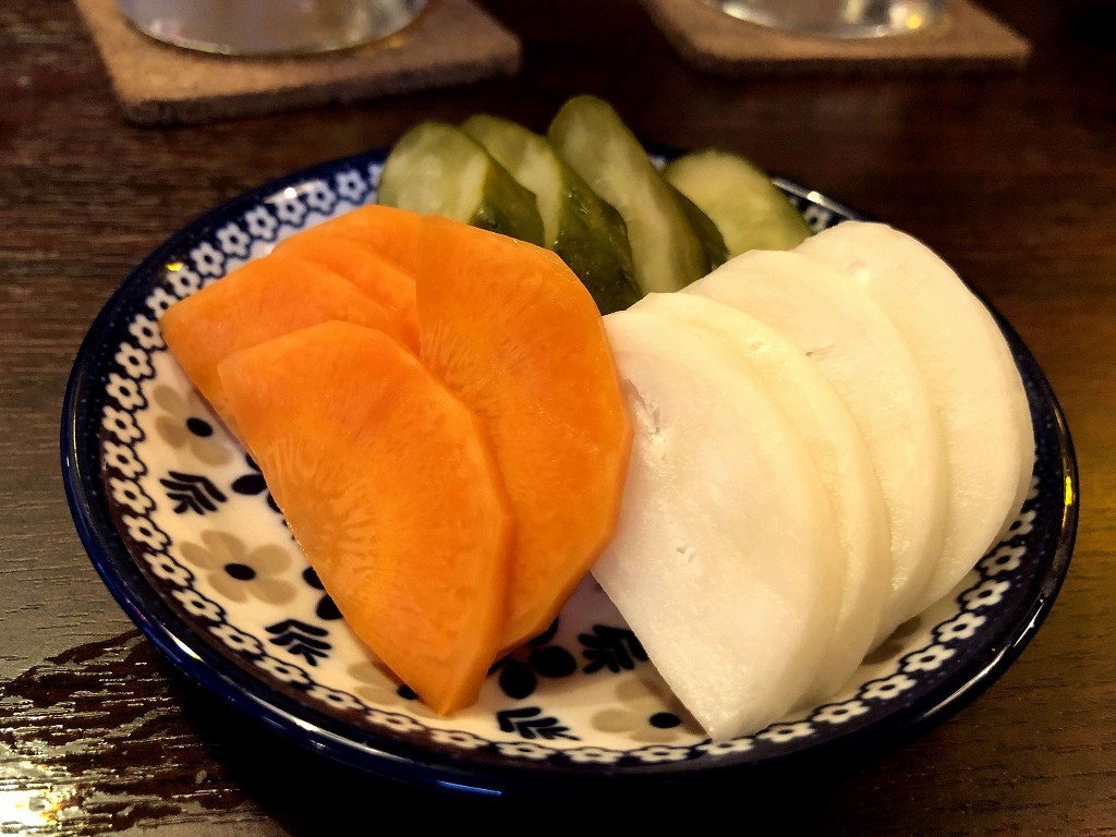 下高井戸の「酒場食堂 ケムマキ燻」のぬか漬け