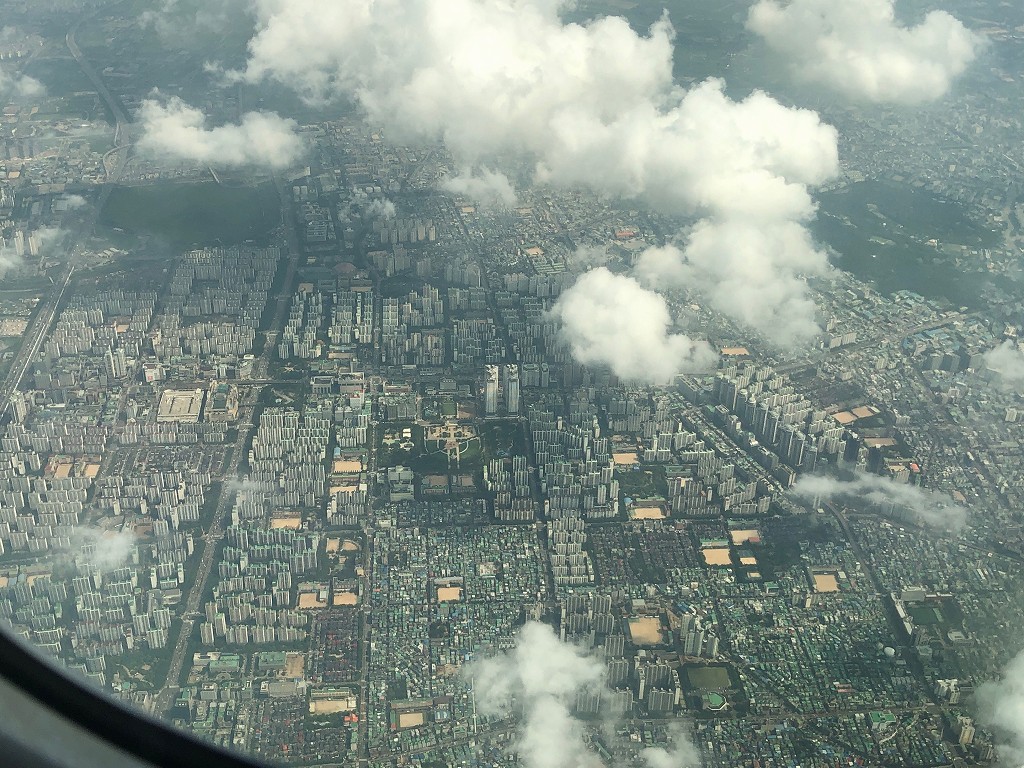 ANA861便から見たソウル市上空2