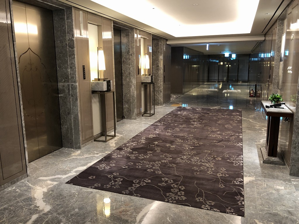 シグニエルソウルのエレベーターホール
