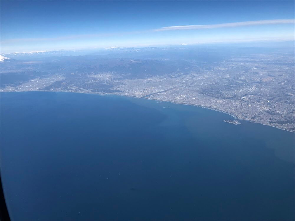 SQ631便からの江ノ島海岸