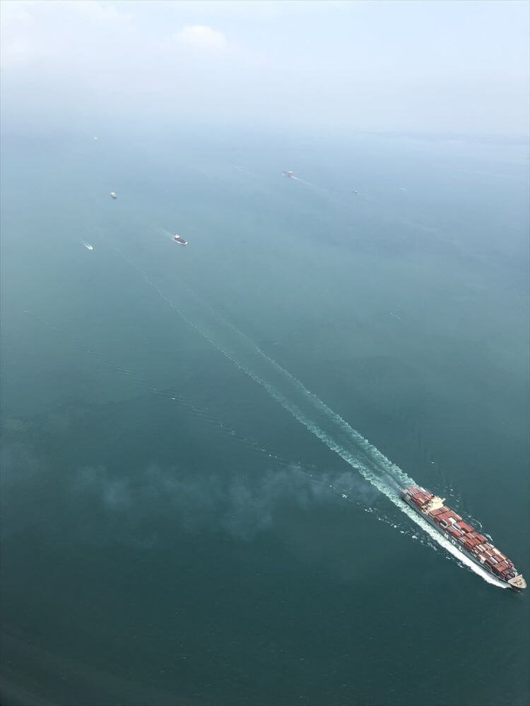 SQ631便からシンガポール海峡