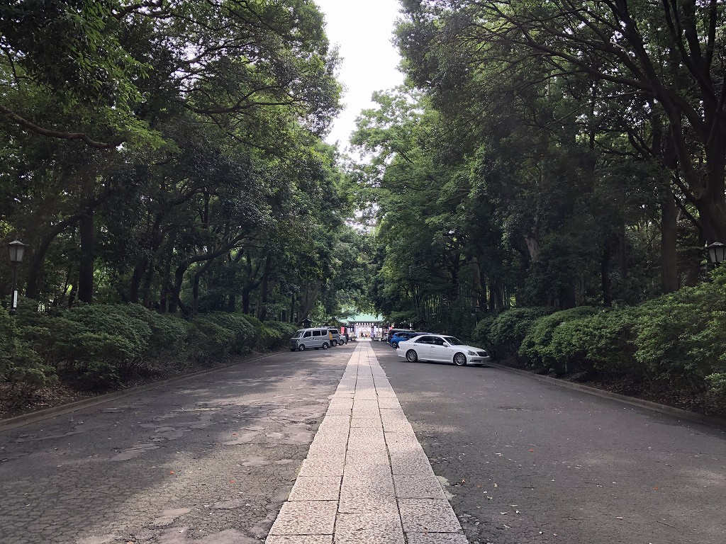 大宮八幡宮の参道
