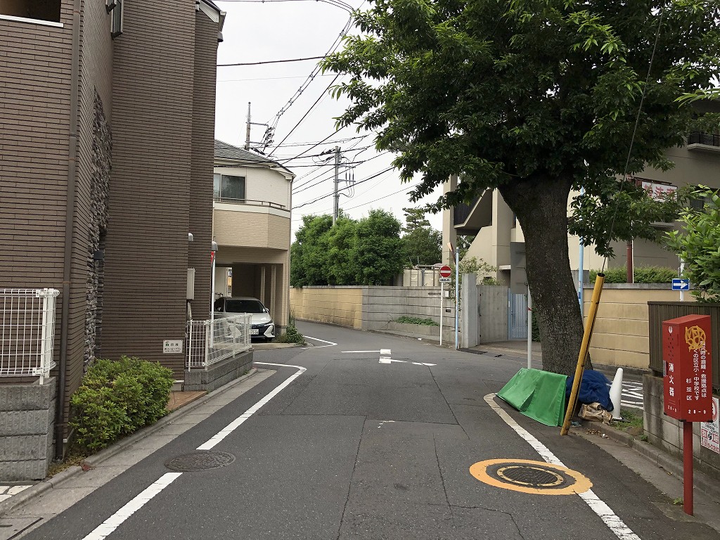 水道道路と妙法寺