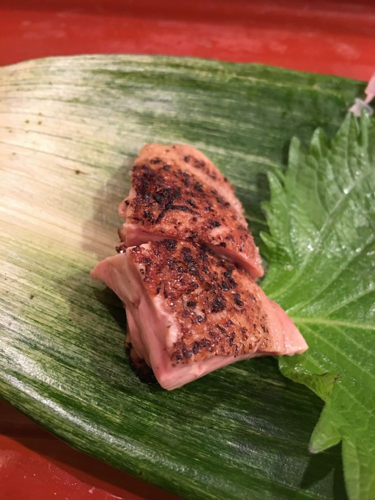 寿司 花一のカレイの肝炙り