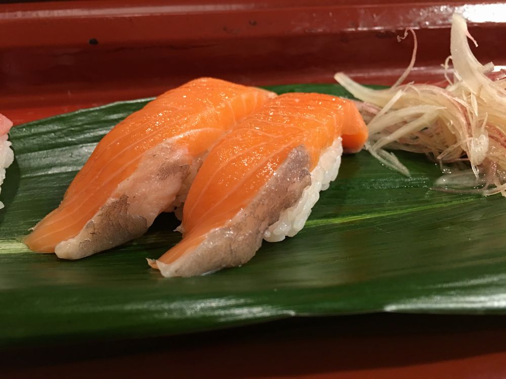 寿司 花一のサーモン