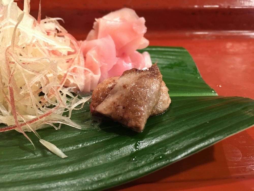 寿司 花一のアカミズの肝炙り