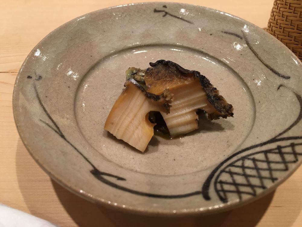 薄野 鮨金のアワビ