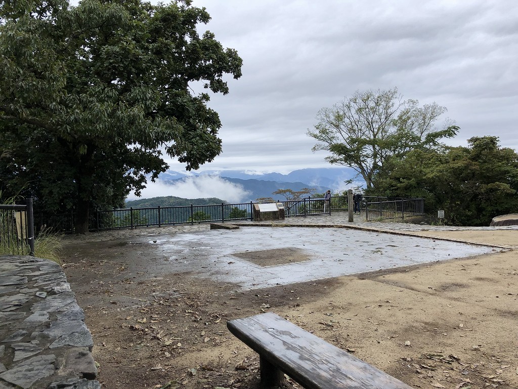 高尾山の山頂からの眺め（雲海）3