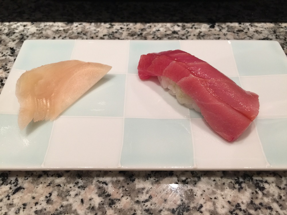 天駒マグロ中トロの寿司