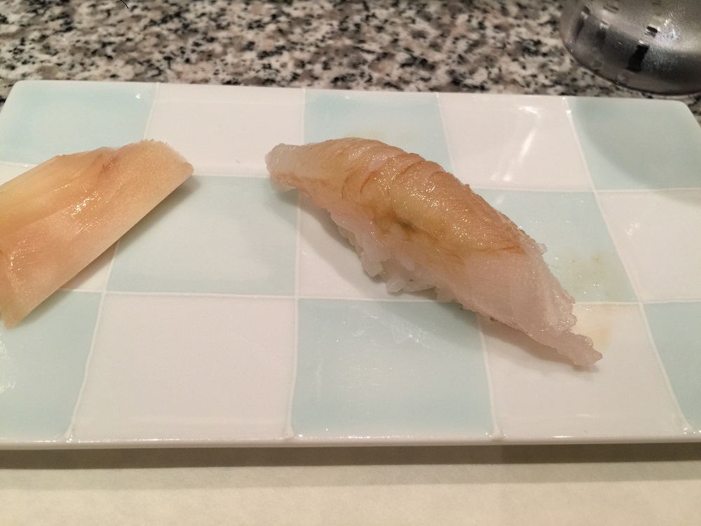 天駒マコガレイの寿司