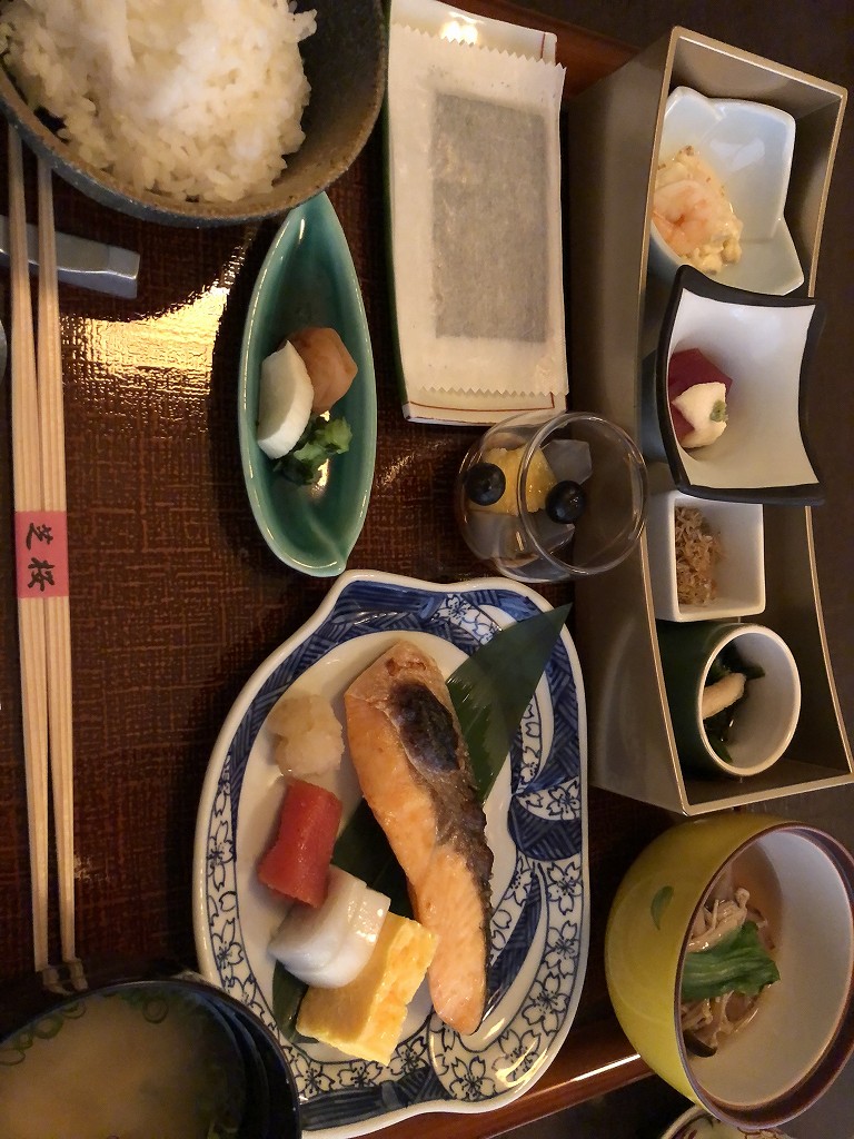 ザ・プリンスパークタワー東京の「芝桜」の和朝食御膳1