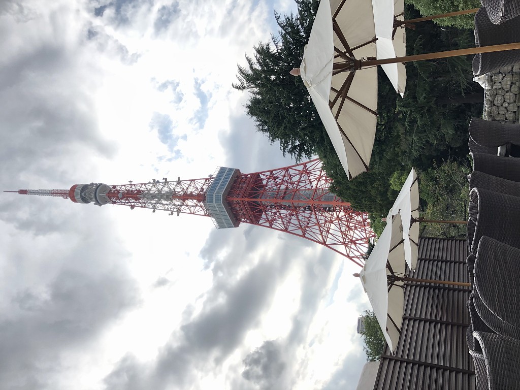 東京プリンスホテルのタワービューテラスから東京タワー