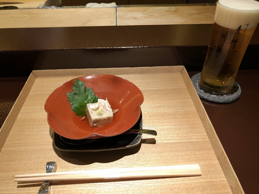 東京ステーションホテルの「すし青柳」のビール