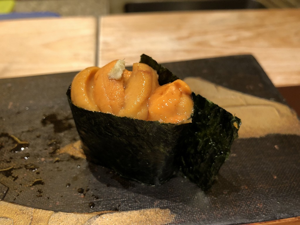 東京ステーションホテルの「すし青柳」のうに
