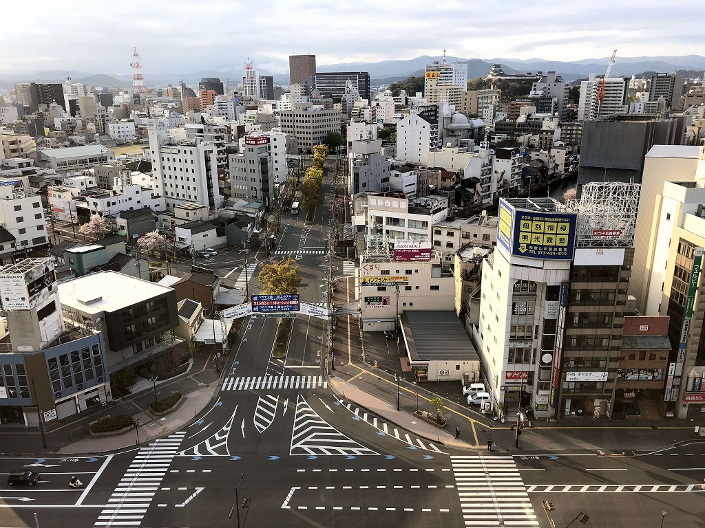 カンデオホテルズ南海和歌山のスカイスパの待合室から和歌山城1