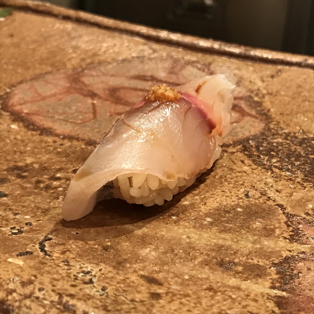 広島の吉鮨の煮穴子