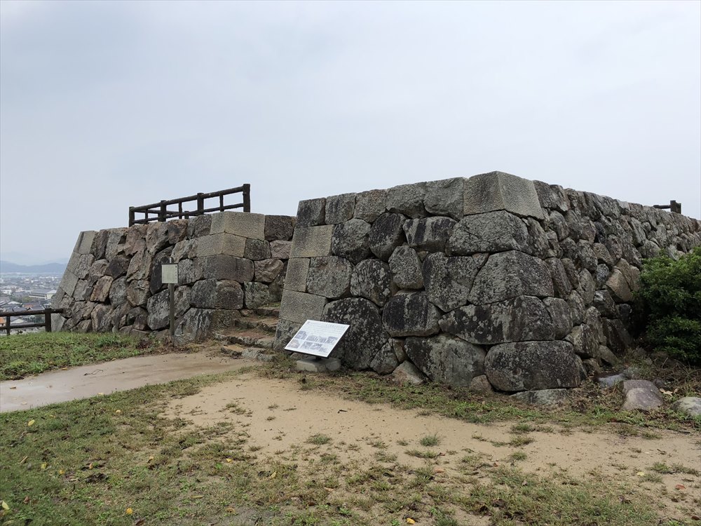 鳥取城の二の丸跡の三階櫓跡