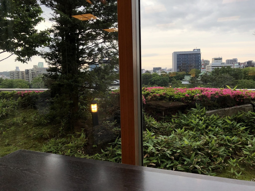 ANAクラウンプラザホテル富山の「雲海」の席